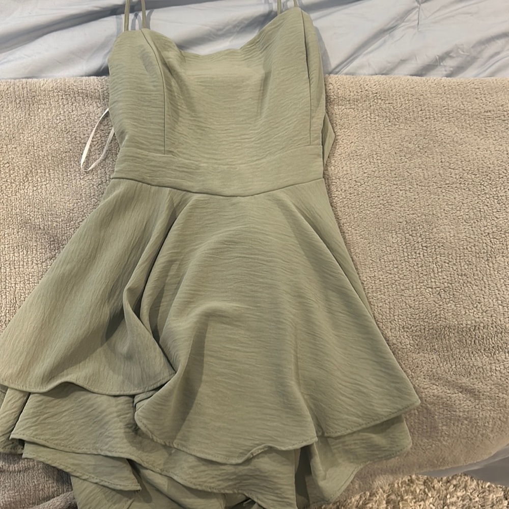 perfect condition, never worn, very comfortable, true to size